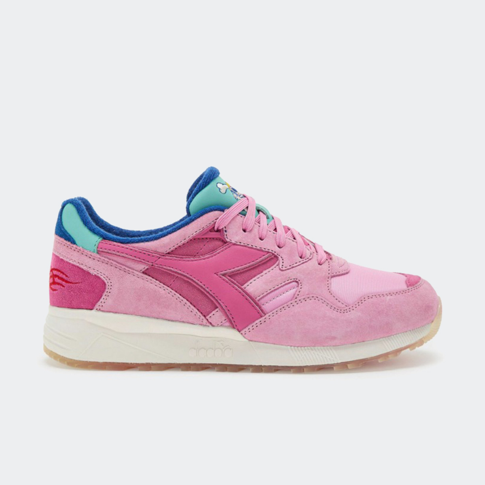 Diadora pink hotsell